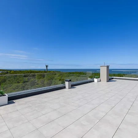 Modern Nadmorska In With Parking Near The Sea By Renters Apartmán Mrzeżyno